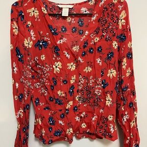 H& M Floral button up blouse